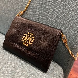 Tory Burch Britten Crossbody Wallet on a Chain